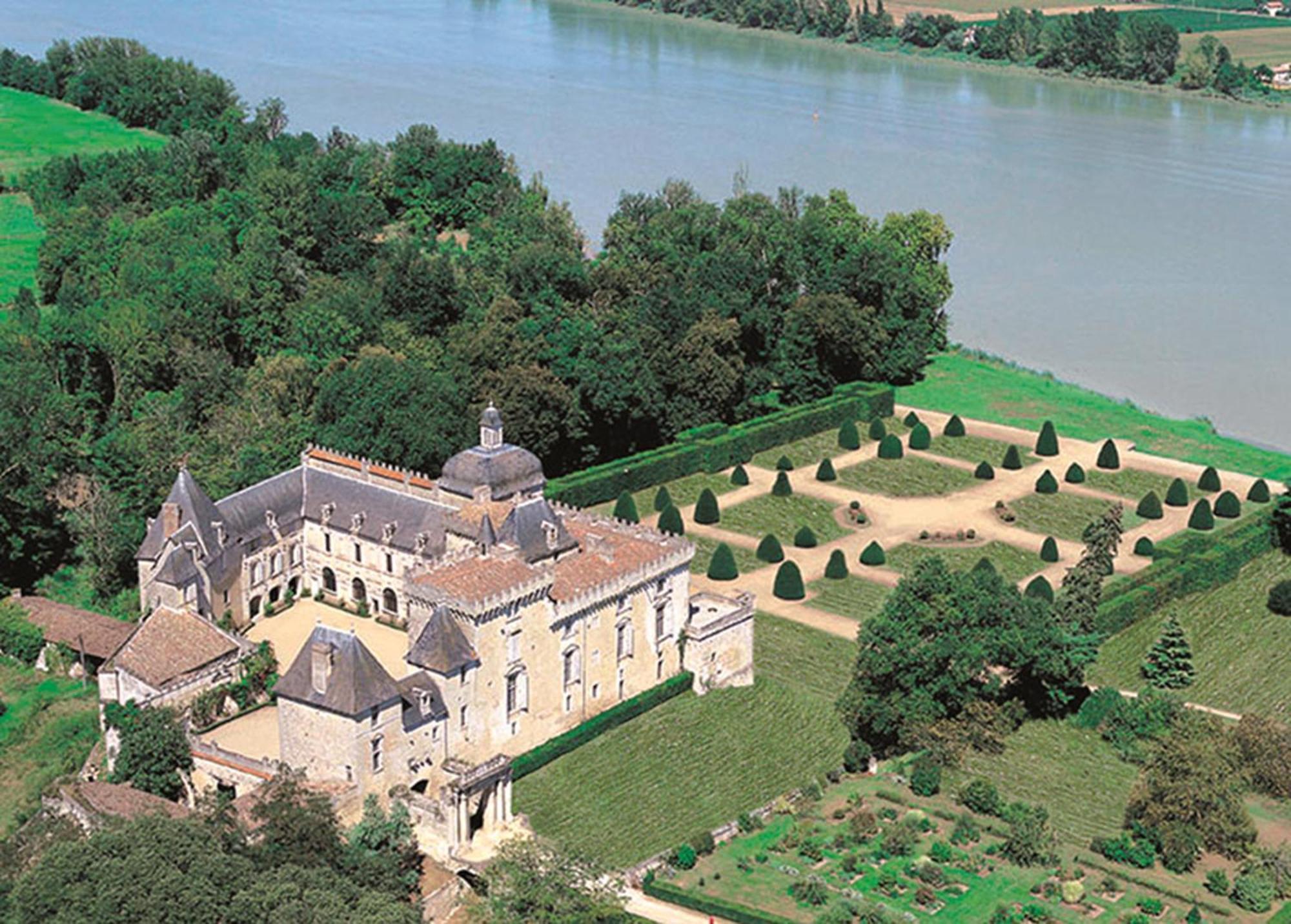 Meuble De Tourisme Classe 3 Etoiles Le Ptit Coin De Soleil - Saint Ciers D'Abzac Exterior photo